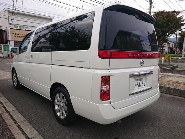 エルグランド Ｘ　３．５Ｌ　両側オートスライドドア　リヤエンターテイメント　地デジ　純正アルミ　レグノタイヤ　８人乗り　バック・サイドカメラ（20枚目）