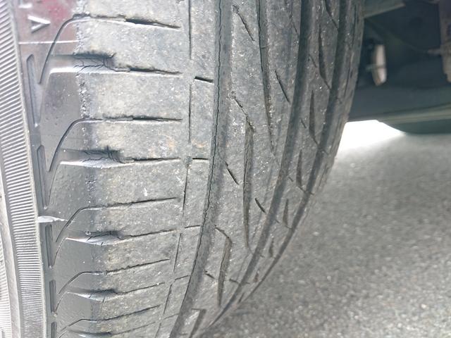 エルグランド Ｘ　３．５Ｌ　両側オートスライドドア　リヤエンターテイメント　地デジ　純正アルミ　レグノタイヤ　８人乗り　バック・サイドカメラ（30枚目）