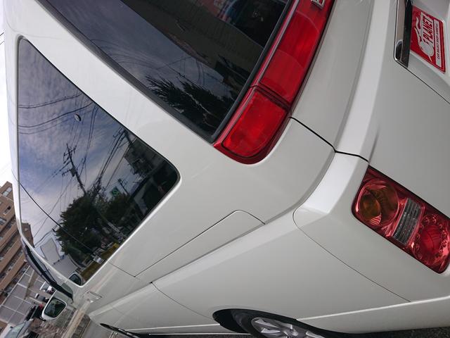 エルグランド Ｘ　３．５Ｌ　両側オートスライドドア　リヤエンターテイメント　地デジ　純正アルミ　レグノタイヤ　８人乗り　バック・サイドカメラ（37枚目）