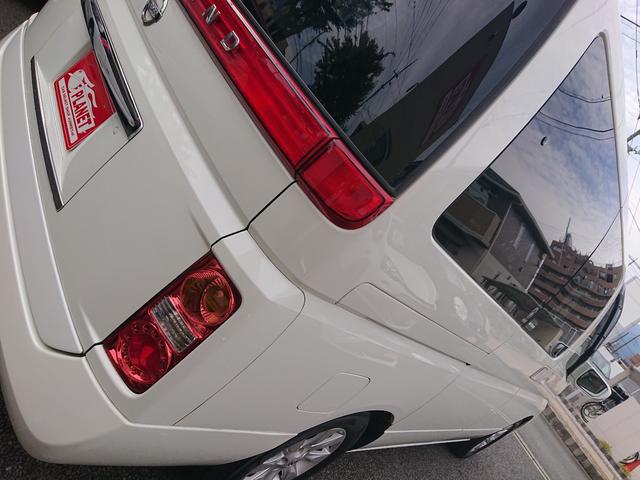 エルグランド Ｘ　３．５Ｌ　両側オートスライドドア　リヤエンターテイメント　地デジ　純正アルミ　レグノタイヤ　８人乗り　バック・サイドカメラ（38枚目）
