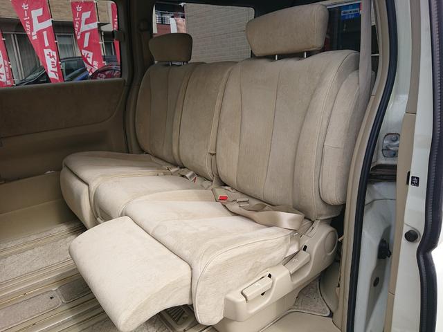 エルグランド Ｘ　３．５Ｌ　両側オートスライドドア　リヤエンターテイメント　地デジ　純正アルミ　レグノタイヤ　８人乗り　バック・サイドカメラ（57枚目）