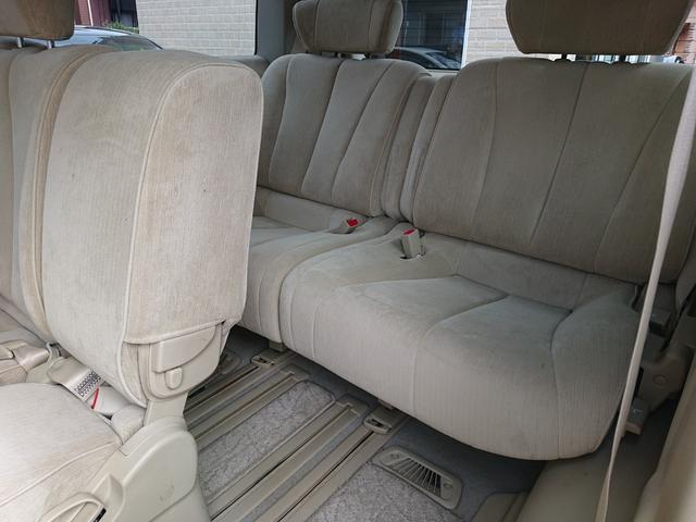 エルグランド Ｘ　３．５Ｌ　両側オートスライドドア　リヤエンターテイメント　地デジ　純正アルミ　レグノタイヤ　８人乗り　バック・サイドカメラ（64枚目）