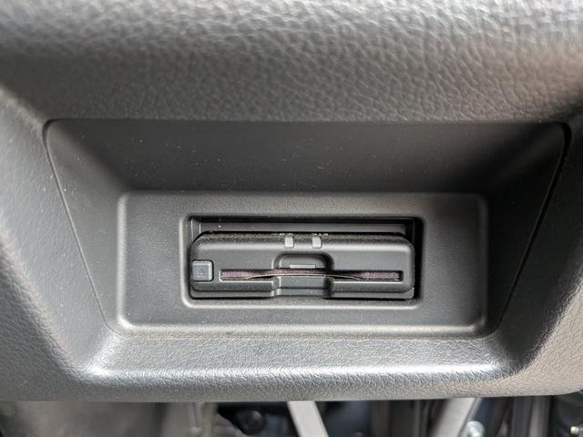 キャラバン オーテック ロング 低床 標準ルーフ エアロパッケージ インテリキー ETC2.0 純正ナビ アラウンドビューモニター エマージェンシブレーキ 駐車支援ソナー 走行支援側方支援 マニュアルモード付AT(47枚目)