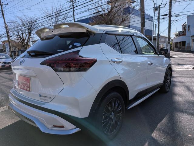 キックス オーテック　ＡＵＴＥＣＨ　ｅ－ＰＯＷＥＲ　ワンオーナー　禁煙　アラウンドビュー　レーダークルーズ　誤発進抑制　ＬＥＤヘッドライト　ＥＴＣ２．０　車線逸脱警報　スマートキー　　ドラレコ　１７アルミ　車検２年付（18枚目）