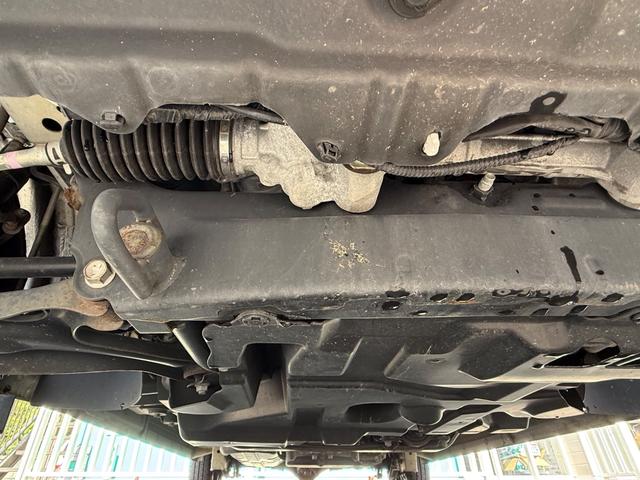 スクラム ＰＣスペシャル　４ＷＤ　ハイルーフ　キーレス　前パワーウィンドウ　電格ミラー　衝突被害軽減ブレーキ　社外ナビ　ｂｌｕｅｔｏｏｔｈ　フルセグ　ＥＴＣ　プライバシーガラス　クリアランスソナー　両側スライドドア（22枚目）