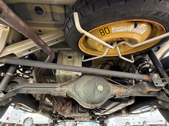 スクラム ＰＣスペシャル　４ＷＤ　ハイルーフ　キーレス　前パワーウィンドウ　電格ミラー　衝突被害軽減ブレーキ　社外ナビ　ｂｌｕｅｔｏｏｔｈ　フルセグ　ＥＴＣ　プライバシーガラス　クリアランスソナー　両側スライドドア（23枚目）