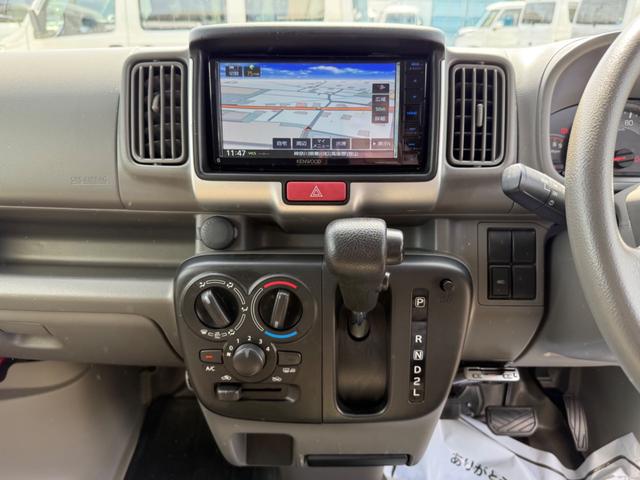 スクラム ＰＣスペシャル　４ＷＤ　ハイルーフ　キーレス　前パワーウィンドウ　電格ミラー　衝突被害軽減ブレーキ　社外ナビ　ｂｌｕｅｔｏｏｔｈ　フルセグ　ＥＴＣ　プライバシーガラス　クリアランスソナー　両側スライドドア（29枚目）