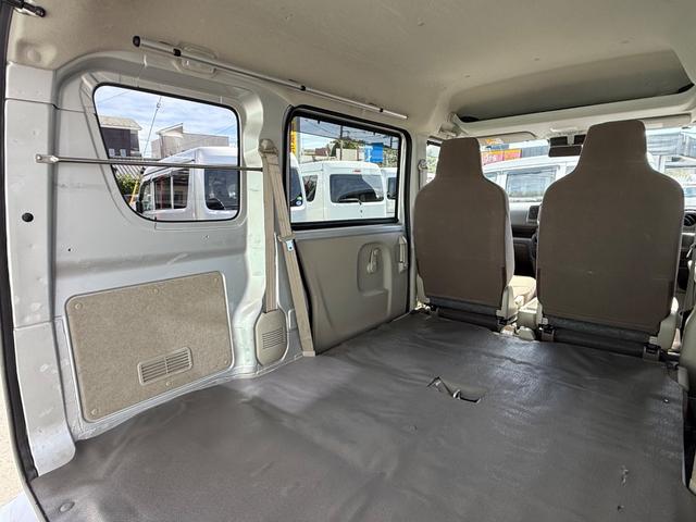 スクラム ＰＣスペシャル　４ＷＤ　ハイルーフ　キーレス　前パワーウィンドウ　電格ミラー　衝突被害軽減ブレーキ　社外ナビ　ｂｌｕｅｔｏｏｔｈ　フルセグ　ＥＴＣ　プライバシーガラス　クリアランスソナー　両側スライドドア（44枚目）