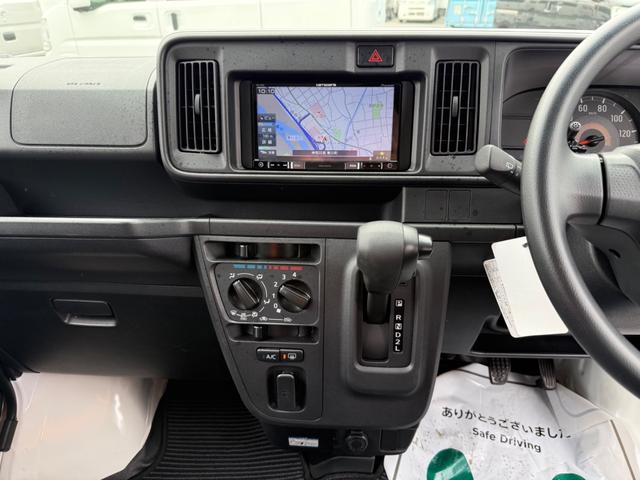 ハイゼットカーゴ スペシャルＳＡＩＩＩ　ハイルーフ　社外ナビ　ｂｌｕｅｔｏｏｔｈ　ＥＴＣ　衝突被害軽減ブレーキ　スマートアシスト　ハロゲンライト　両側スライドドア　クリアランスソナー　記録簿（29枚目）