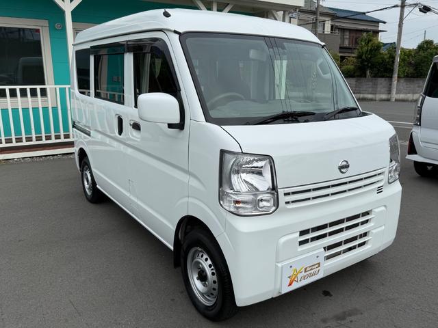 ＮＶ１００クリッパーバン ＤＸ　ＧＬエマージェンシーブレーキパッケージ　ハイルーフ　５ＡＧＳ　２ｎｄ発進　前パワーウィンドウ　電格ミラー　社外ナビ　バックカメラ　ｂｌｕｅｔｏｏｔｈ　ハロゲンライト　プライバシーガラス　衝突被害軽減ブレーキ　記録簿（11枚目）