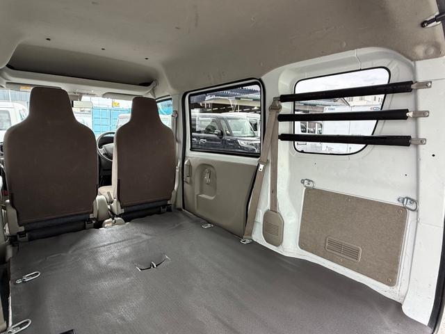 ＮＶ１００クリッパーバン ＤＸ　ＧＬエマージェンシーブレーキパッケージ　ハイルーフ　５ＡＧＳ　２ｎｄ発進　前パワーウィンドウ　電格ミラー　社外ナビ　バックカメラ　ｂｌｕｅｔｏｏｔｈ　ハロゲンライト　プライバシーガラス　衝突被害軽減ブレーキ　記録簿（42枚目）
