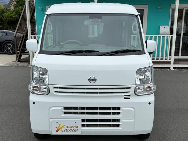 ＮＶ１００クリッパーバン ＤＸ　ＧＬエマージェンシーブレーキパッケージ　ハイルーフ　キーレス　前パワーウィンドウ　電格ミラー　衝突被害軽減ブレーキ　社外ナビ　バックカメラ　ｂｌｕｅｔｏｏｔｈ　プライバシーガラス　クリアランスソナー　両側スライドドア　２ｎｄ発進（11枚目）
