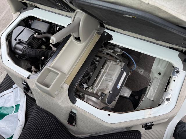 ＮＶ１００クリッパーバン ＤＸ　ＧＬエマージェンシーブレーキパッケージ　ハイルーフ　キーレス　前パワーウィンドウ　電格ミラー　衝突被害軽減ブレーキ　社外ナビ　バックカメラ　ｂｌｕｅｔｏｏｔｈ　プライバシーガラス　クリアランスソナー　両側スライドドア　２ｎｄ発進（20枚目）