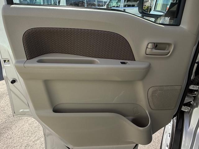 エブリイ ジョイン　ハイルーフ　キーレス　前後パワーウィンドウ　電格ミラー　４ＡＴ　社外ナビ　Ｂｌｕｅｔｏｏｔｈ　ＥＴＣ　プライバシーガラス　ハロゲンライト　両側スライドドア（42枚目）
