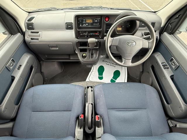 ハイゼットカーゴ クルーズ ビジネスパッケージ ハイルーフ キーレス 前パワーウィンドウ 電格ミラー プライバシーガラス 両側スライドドア ハロゲンライト 軽貨物 商用バン 軽自動車(2枚目)