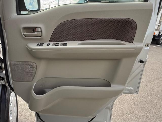 NV100クリッパーバン GX ハイルーフ キーレス 前後パワーウィンドウ 電格ミラー 衝突被害軽減ブレーキ セーフティパッケージ ハロゲンライト 純正ナビ バックカメラ ETC ドライブレコーダー Bluetooth 記録簿(42枚目)