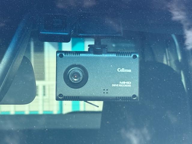 ハイゼットカーゴ  ハイルーフ キーレス 前パワーウィンドウ 衝突被害軽減ブレーキ スマートアシスト ハロゲンライト 社外ナビ ETC ドライブレコーダー クリアランスソナー 両側スライドドア プライバシーガラス 記録簿(50枚目)