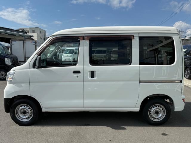 ハイゼットカーゴ スペシャルSAIII ハイルーフ キーレス 前パワーウィンドウ 衝突被害軽減ブレーキ スマートアシスト ハロゲンライト プライバシーガラス 両側スライドドア 軽自動車 軽貨物 軽バン(13枚目)