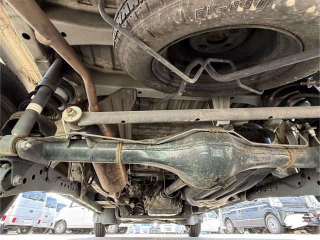 ハイゼットカーゴ スペシャルSAIII ハイルーフ キーレス 前パワーウィンドウ 衝突被害軽減ブレーキ スマートアシスト ハロゲンライト プライバシーガラス 両側スライドドア 軽自動車 軽貨物 軽バン(23枚目)