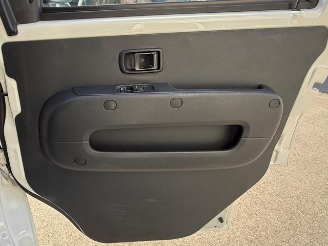 ハイゼットカーゴ スペシャルSAIII ハイルーフ キーレス 前パワーウィンドウ 衝突被害軽減ブレーキ スマートアシスト ハロゲンライト プライバシーガラス 両側スライドドア 軽自動車 軽貨物 軽バン(42枚目)