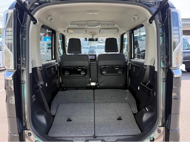 スペーシアカスタム ハイブリッドＸＳ　スマートキー　両側電動スライドドア　ナビ　バックカメラ　前後パワーウィンドウ　電格ミラー　ＥＴＣ　ドライブレコーダー　軽自動車（3枚目）