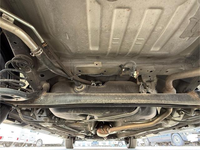 スペーシアカスタム ハイブリッドＸＳ　スマートキー　両側電動スライドドア　ナビ　バックカメラ　前後パワーウィンドウ　電格ミラー　ＥＴＣ　ドライブレコーダー　軽自動車（21枚目）