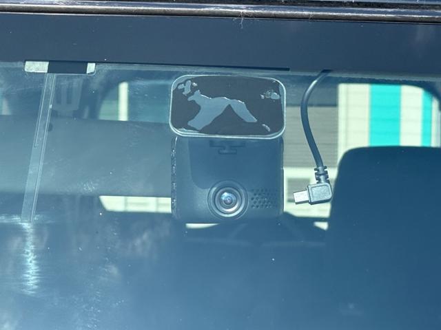 スペーシアカスタム ハイブリッドＸＳ　スマートキー　両側電動スライドドア　ナビ　バックカメラ　前後パワーウィンドウ　電格ミラー　ＥＴＣ　ドライブレコーダー　軽自動車（42枚目）