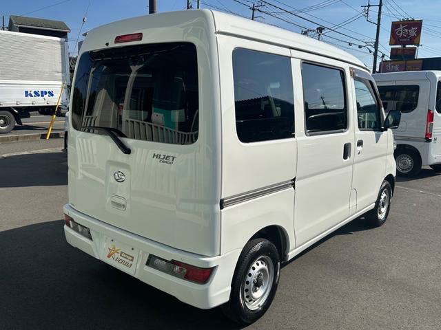 ハイゼットカーゴ ＤＸ　ＳＡＩＩＩ　ハイルーフ　４ＷＤ　キーレス　前パワーウィンドウ　衝突被害軽減ブレーキ　スマートアシスト　ハロゲンライト　クリアランスソナー　両側スライドドア　　記録簿（15枚目）