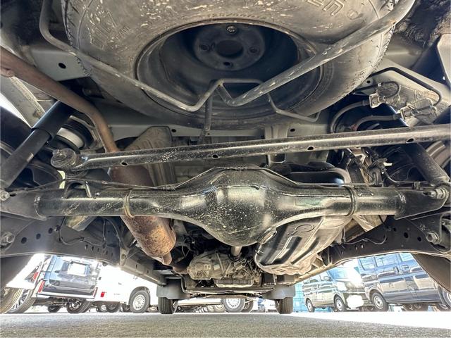 ハイゼットカーゴ ＤＸ　ＳＡＩＩＩ　ハイルーフ　４ＷＤ　キーレス　前パワーウィンドウ　衝突被害軽減ブレーキ　スマートアシスト　ハロゲンライト　クリアランスソナー　両側スライドドア　　記録簿（23枚目）