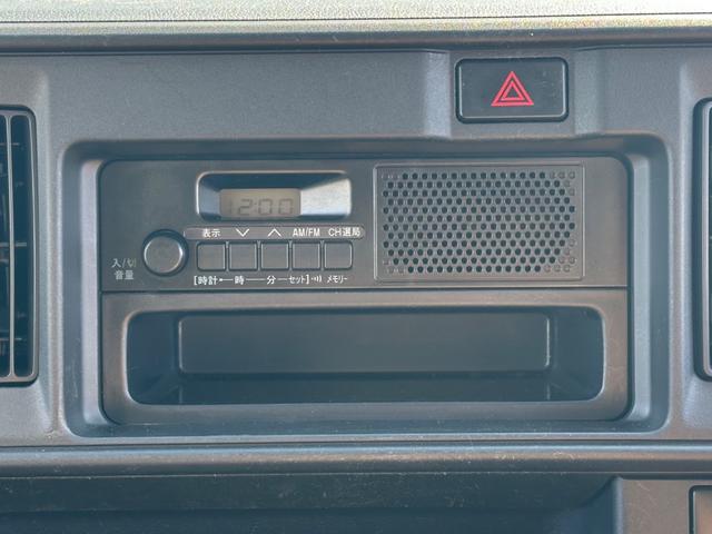 ハイゼットカーゴ ＤＸ　ＳＡＩＩＩ　ハイルーフ　４ＷＤ　キーレス　前パワーウィンドウ　衝突被害軽減ブレーキ　スマートアシスト　ハロゲンライト　クリアランスソナー　両側スライドドア　　記録簿（30枚目）