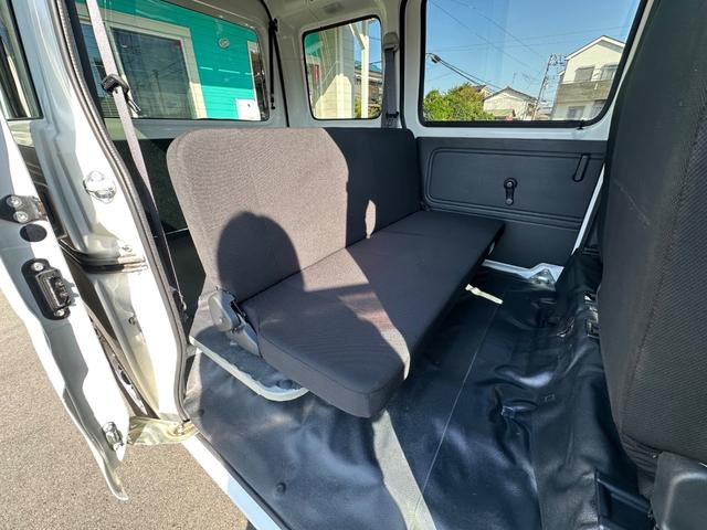 ハイゼットカーゴ ＤＸ　ＳＡＩＩＩ　ハイルーフ　４ＷＤ　キーレス　前パワーウィンドウ　衝突被害軽減ブレーキ　スマートアシスト　ハロゲンライト　クリアランスソナー　両側スライドドア　　記録簿（40枚目）