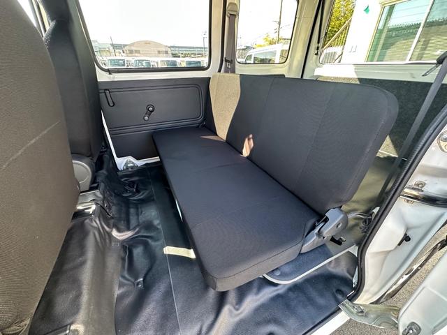 ハイゼットカーゴ ＤＸ　ＳＡＩＩＩ　ハイルーフ　４ＷＤ　キーレス　前パワーウィンドウ　衝突被害軽減ブレーキ　スマートアシスト　ハロゲンライト　クリアランスソナー　両側スライドドア　　記録簿（41枚目）