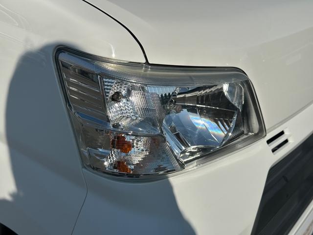 ハイゼットカーゴ ＤＸ　ＳＡＩＩＩ　ハイルーフ　４ＷＤ　キーレス　前パワーウィンドウ　衝突被害軽減ブレーキ　スマートアシスト　ハロゲンライト　クリアランスソナー　両側スライドドア　　記録簿（47枚目）