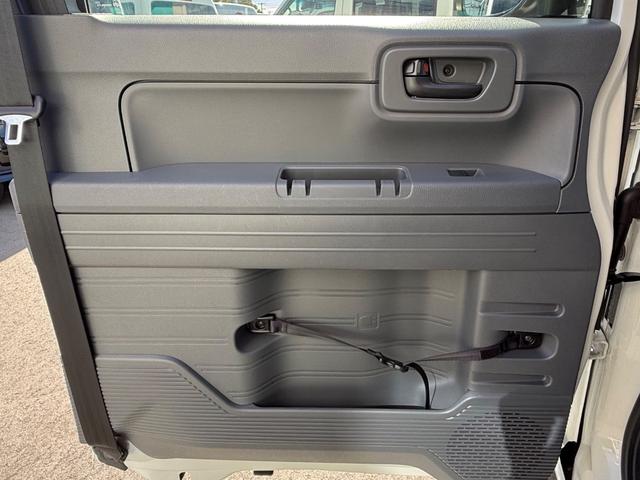 N-VAN G ハイルーフ キーレス 前パワーウィンドウ 衝突被害軽減ブレーキ ハロゲンライト クリアランスソナー 両側スライドドア プライバシーガラス 記録簿 軽自動車 軽バン 軽貨物(38枚目)