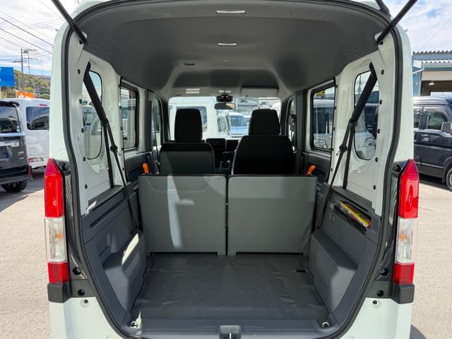 N-VAN G ハイルーフ キーレス 前パワーウィンドウ 衝突被害軽減ブレーキ ハロゲンライト クリアランスソナー 両側スライドドア プライバシーガラス 記録簿 軽自動車 軽バン 軽貨物(41枚目)