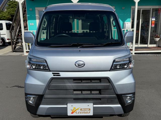 ハイゼットカーゴ クルーズＳＡＩＩＩ　ハイルーフ　４ＷＤ　ビジネスパッケージ　キーレス　前パワーウィンドウ　電格ミラー　純正ナビ　バックカメラ　ＥＴＣ　ドライブレコーダー　ＬＥＤヘッドライト　フルセグ　プライバシーガラス（10枚目）