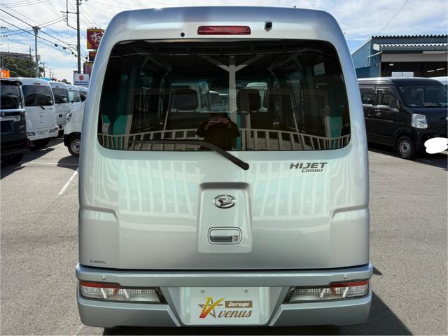 ハイゼットカーゴ クルーズＳＡＩＩＩ　ハイルーフ　４ＷＤ　ビジネスパッケージ　キーレス　前パワーウィンドウ　電格ミラー　純正ナビ　バックカメラ　ＥＴＣ　ドライブレコーダー　ＬＥＤヘッドライト　フルセグ　プライバシーガラス（15枚目）