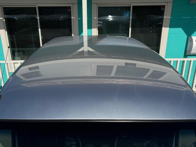 ハイゼットカーゴ クルーズＳＡＩＩＩ　ハイルーフ　４ＷＤ　ビジネスパッケージ　キーレス　前パワーウィンドウ　電格ミラー　純正ナビ　バックカメラ　ＥＴＣ　ドライブレコーダー　ＬＥＤヘッドライト　フルセグ　プライバシーガラス（17枚目）