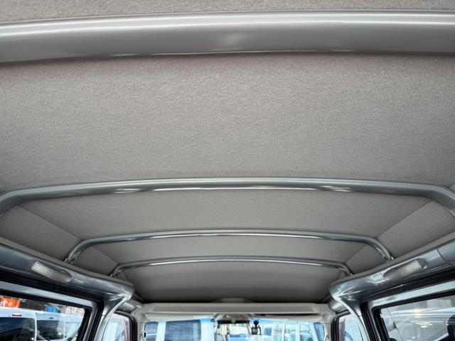 ハイゼットカーゴ クルーズＳＡＩＩＩ　ハイルーフ　４ＷＤ　ビジネスパッケージ　キーレス　前パワーウィンドウ　電格ミラー　純正ナビ　バックカメラ　ＥＴＣ　ドライブレコーダー　ＬＥＤヘッドライト　フルセグ　プライバシーガラス（46枚目）