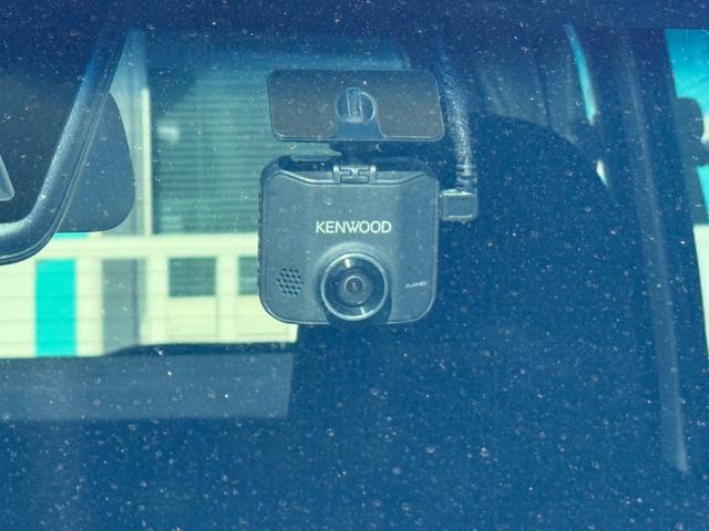 ハイゼットカーゴ ＤＸ　ＳＡＩＩＩ　ハイルーフ　キーレス　前パワーウィンドウ　衝突被害軽減ブレーキ　スマートアシスト　ＬＥＤヘッドライト　ドライブレコーダー　プライバシーガラス　両側スライドドア　記録簿（5枚目）