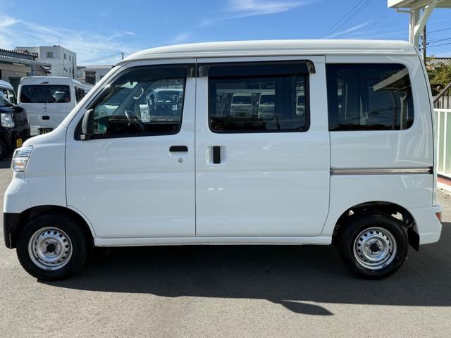 ハイゼットカーゴ ＤＸ　ＳＡＩＩＩ　ハイルーフ　キーレス　前パワーウィンドウ　衝突被害軽減ブレーキ　スマートアシスト　ＬＥＤヘッドライト　ドライブレコーダー　プライバシーガラス　両側スライドドア　記録簿（13枚目）