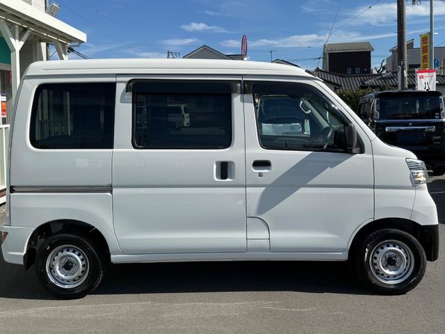 ハイゼットカーゴ ＤＸ　ＳＡＩＩＩ　ハイルーフ　キーレス　前パワーウィンドウ　衝突被害軽減ブレーキ　スマートアシスト　ＬＥＤヘッドライト　ドライブレコーダー　プライバシーガラス　両側スライドドア　記録簿（14枚目）