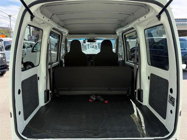 ハイゼットカーゴ ＤＸ　ＳＡＩＩＩ　ハイルーフ　キーレス　前パワーウィンドウ　衝突被害軽減ブレーキ　スマートアシスト　ＬＥＤヘッドライト　ドライブレコーダー　プライバシーガラス　両側スライドドア　記録簿（46枚目）