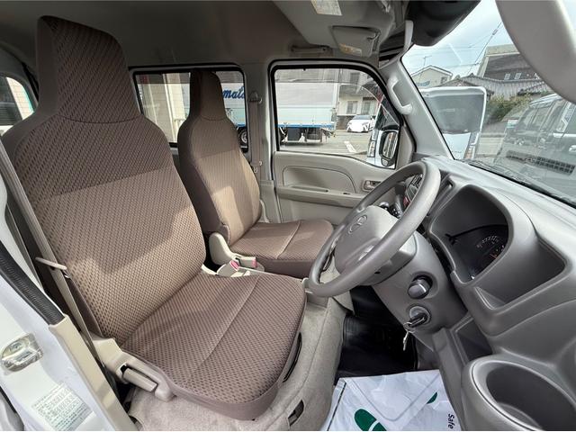 スクラム PCスペシャル 4AT ハイルーフ キーレス 前パワーウィンドウ 電格ミラー プライバシーガラス クリアランスソナー 両側スライドドア 衝突被害軽減ブレーキ 軽貨物 軽バン 軽自動車(38枚目)