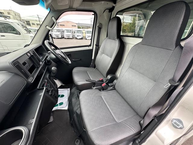 ハイゼットカーゴ 　２シーター　ハイルーフ　スマートアシスト　ＬＥＤヘッドライト　４ＷＤ　ＥＴＣ　両側スライドドア　記録簿　軽貨物　軽バン　軽自動車　商用バン（39枚目）