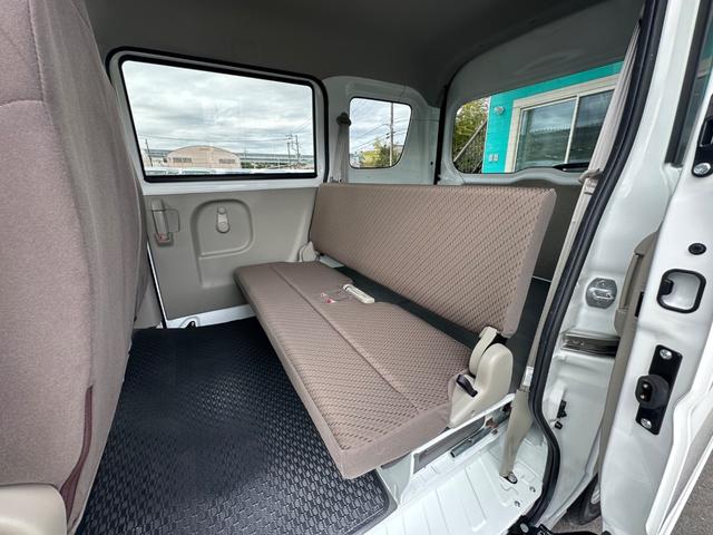 エブリイ ＰＣ　ハイルーフ　キーレス　前パワーウィンドウ　プライバシーガラス　衝突被害軽減ブレーキ　両側スライドドア　４ＡＴ　クリアランスソナー　記録簿　軽貨物　軽バン　軽自動車（41枚目）