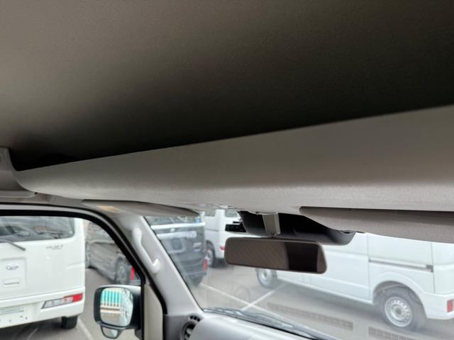 ＮＶ１００クリッパーバン ＤＸ　ＧＬセーフティパッケージ　ハイルーフ　４ＡＴ　キーレス　前パワーウィンドウ　電格ミラー　衝突被害軽減ブレーキ　純正ナビ　ＥＴＣ　ドライブレコーダー　フルセグ　プライバシーガラス　クリアランスソナー　記録簿　軽貨物　軽バン（26枚目）