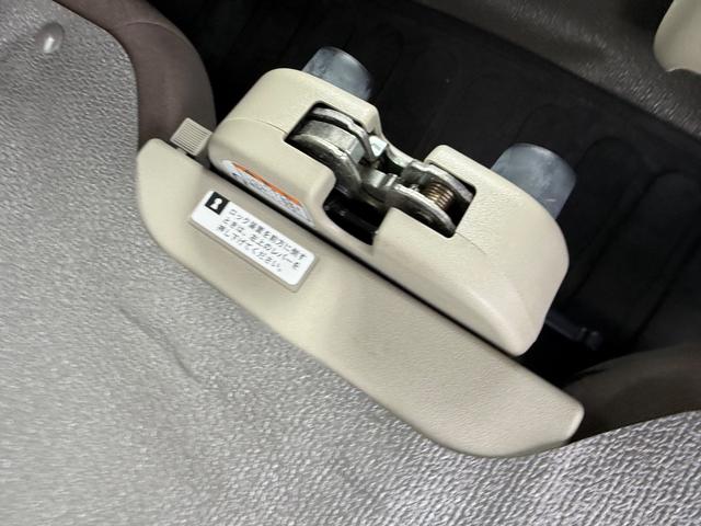 ＮＶ１００クリッパーバン ＤＸ　ＧＬセーフティパッケージ　ハイルーフ　４ＡＴ　キーレス　前パワーウィンドウ　電格ミラー　衝突被害軽減ブレーキ　純正ナビ　ＥＴＣ　ドライブレコーダー　フルセグ　プライバシーガラス　クリアランスソナー　記録簿　軽貨物　軽バン（45枚目）