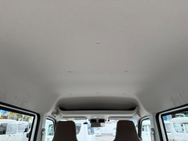 ＮＶ１００クリッパーバン ＤＸ　ＧＬセーフティパッケージ　ハイルーフ　４ＡＴ　キーレス　前パワーウィンドウ　電格ミラー　衝突被害軽減ブレーキ　純正ナビ　ＥＴＣ　ドライブレコーダー　フルセグ　プライバシーガラス　クリアランスソナー　記録簿　軽貨物　軽バン（47枚目）