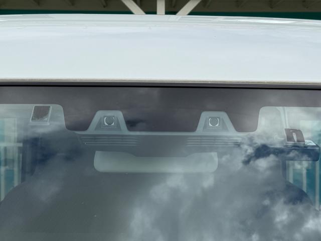 ＮＶ１００クリッパーバン ＤＸ　ＧＬセーフティパッケージ　ハイルーフ　４ＡＴ　キーレス　前パワーウィンドウ　電格ミラー　衝突被害軽減ブレーキ　純正ナビ　ＥＴＣ　ドライブレコーダー　フルセグ　プライバシーガラス　クリアランスソナー　記録簿　軽貨物　軽バン（48枚目）